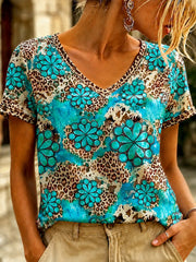 Women's Vintage Western Printed V-neck T-shirt